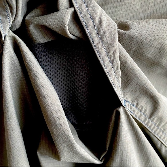 Eddie Bauer Long Sleeve Shirt - Picture 4 of 6